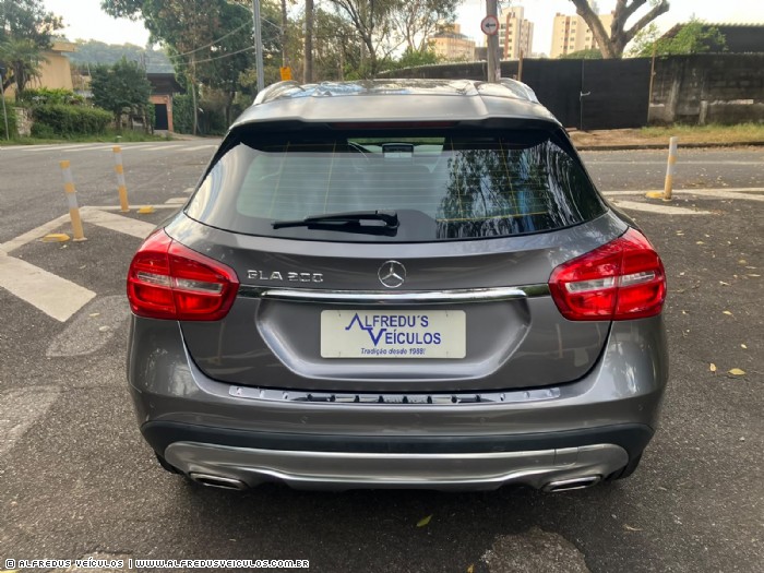 Mercedes-Benz GLA 200 ADVANCE 2015/2015